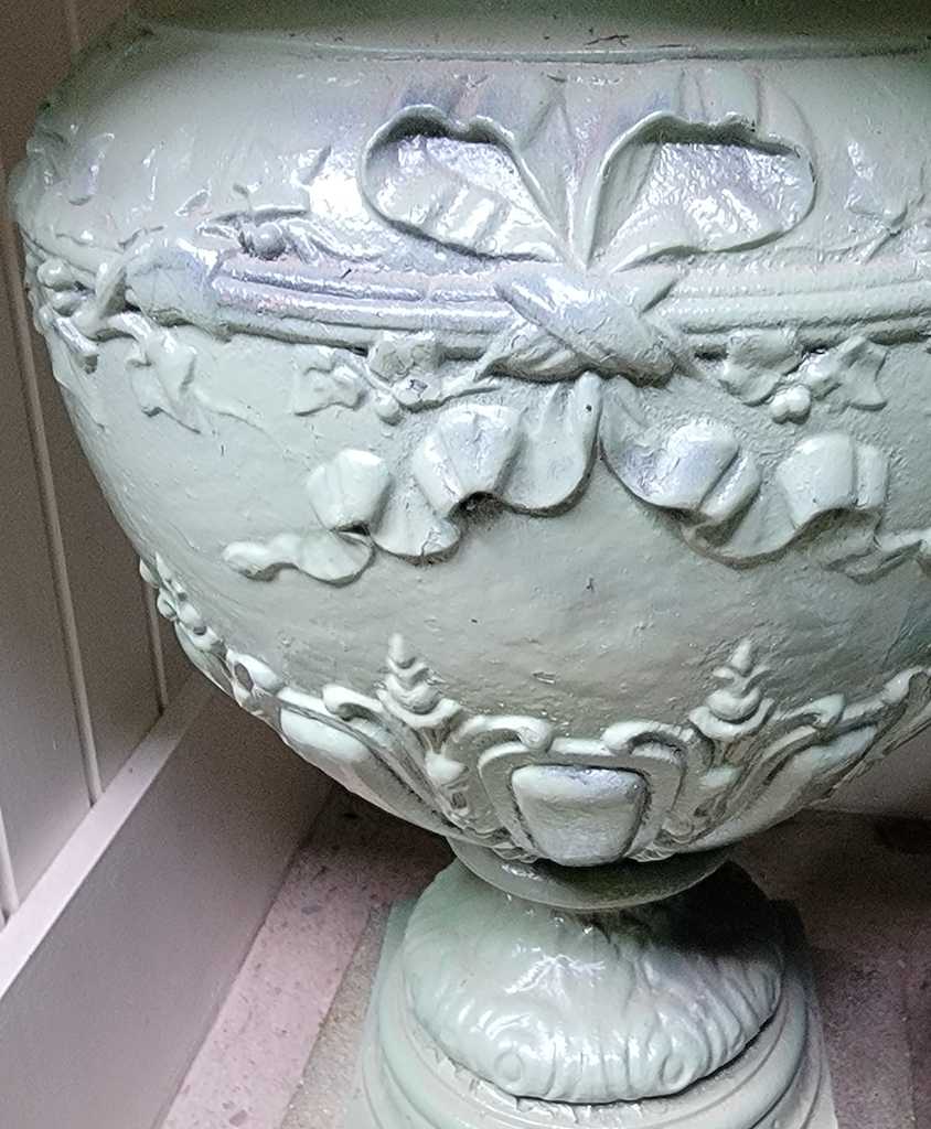 Allez Frères Paris Urn by Allez Frères Paris 
