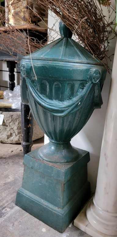 Adams Style Garland Urn with Lid 