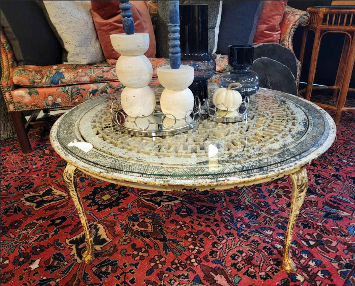Low Iron Table 