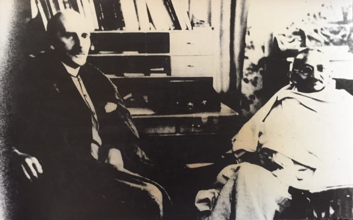 Gandhi in Downing St., London, Enland 