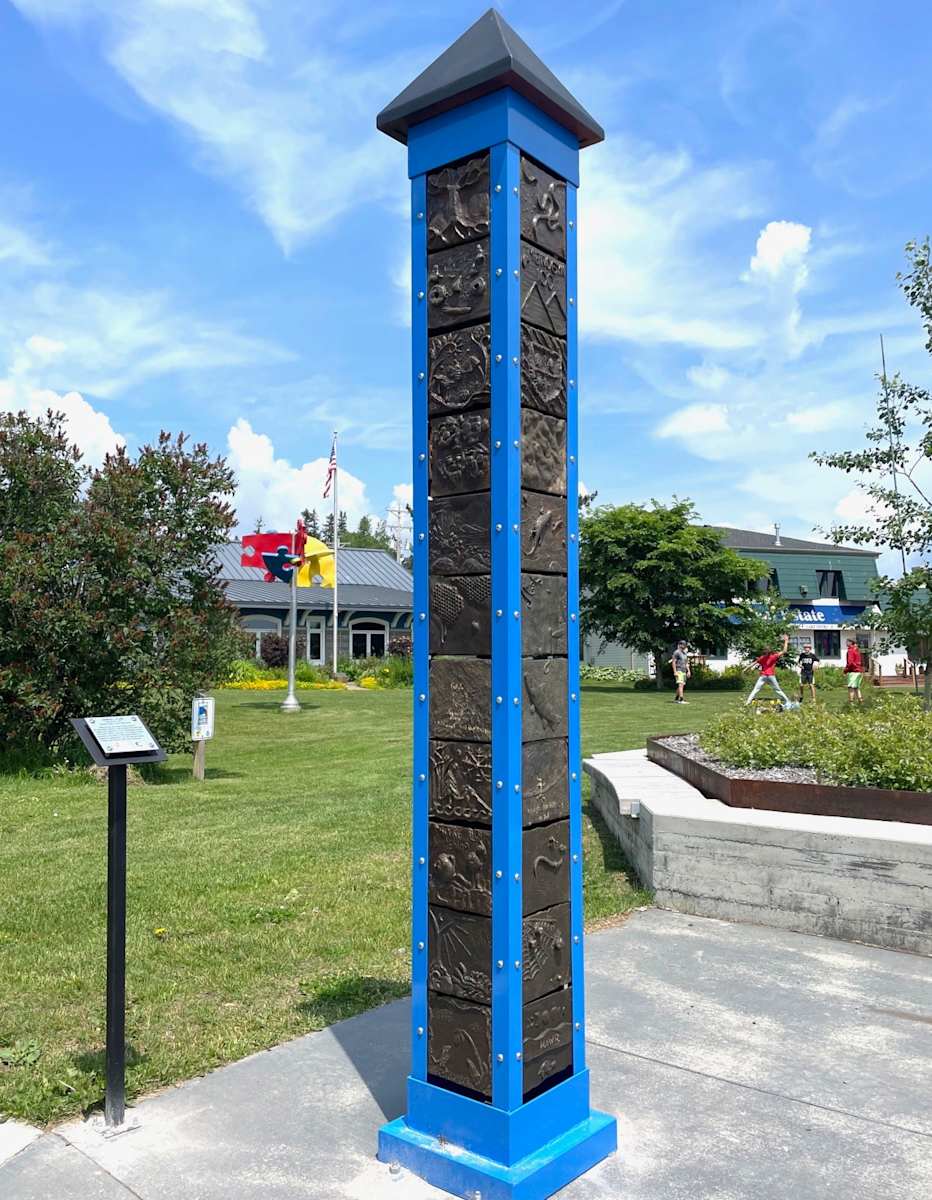 COMMUNITY COLUMN by Greg  Mueller  Image: GRAND, MARAIS, MINNESOTA