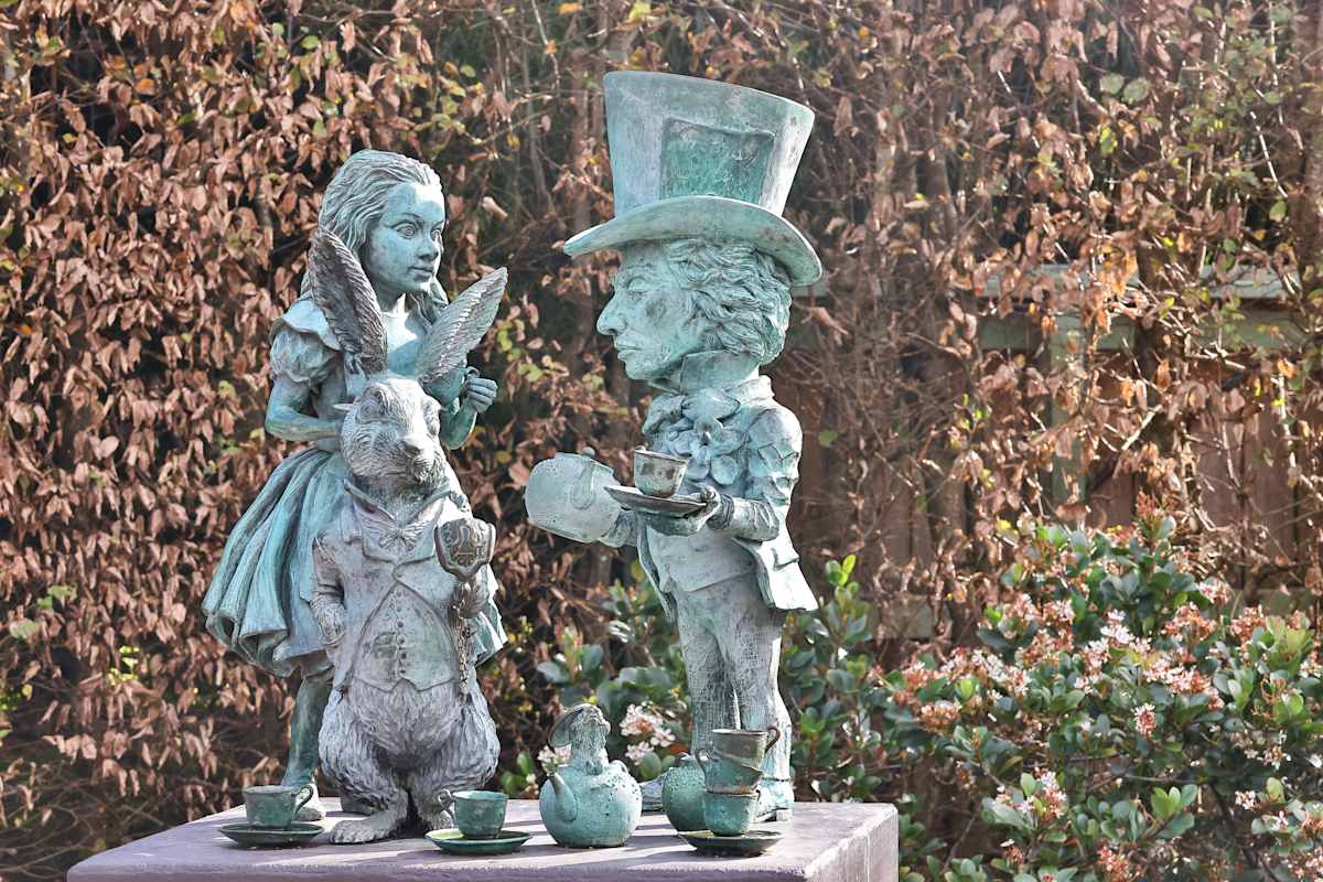 Alice in Wonderland by EB Photography 