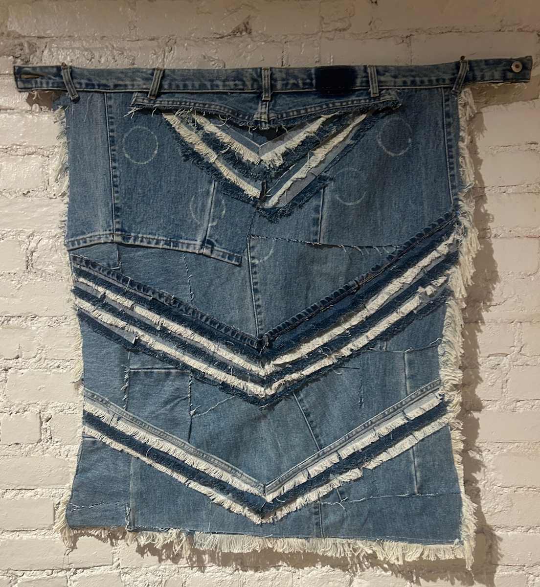 Faded Glory (1) by Ezri Horne 