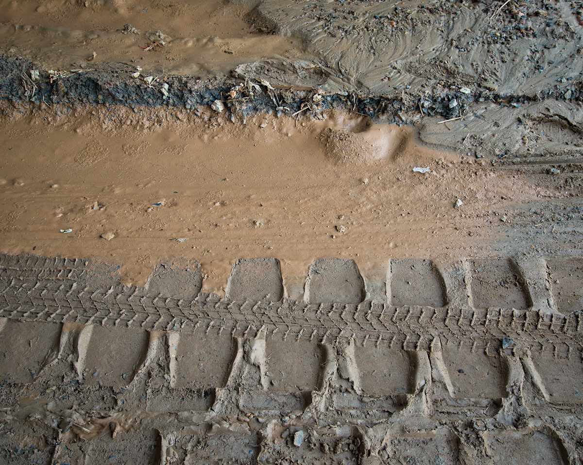 Monument Construction 32 by Raphael Warshaw 