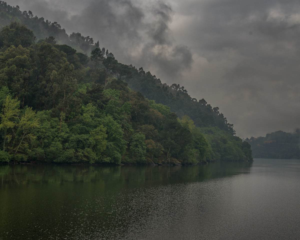 Rio Douro 66 by Raphael Warshaw, Image 1.
