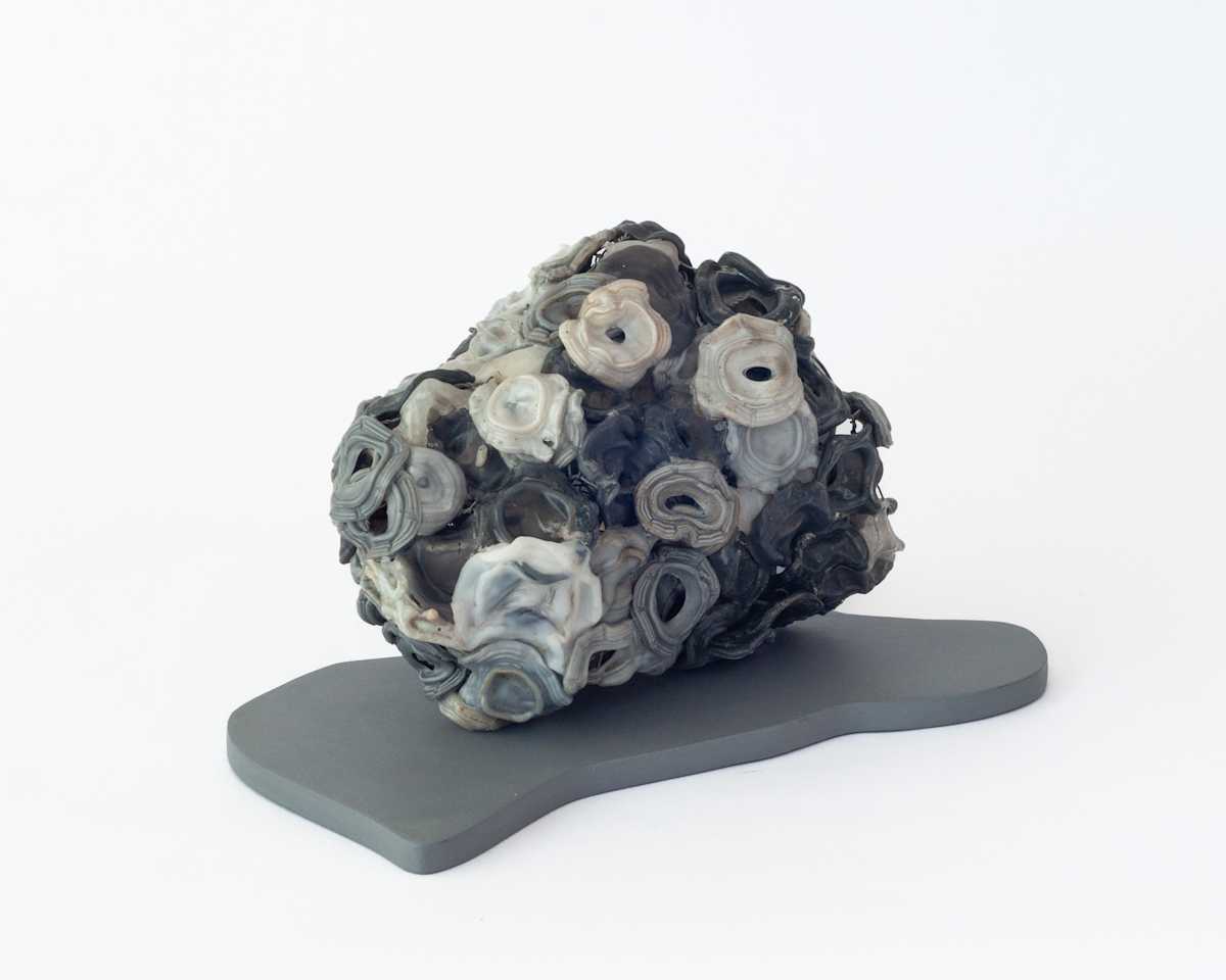 Handfill (Silver) by Eve De Jong 