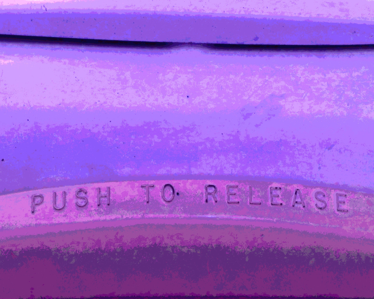 Push to Release (violet) by Ellen Gaube 