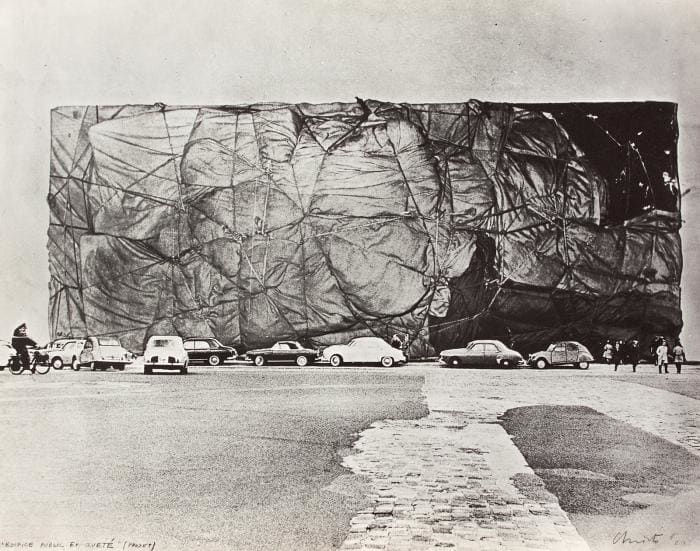 Monuments - Wrapped Public Building, Project (Military School, Paris) by Hristo Javachev CHRISTO, Image 1.