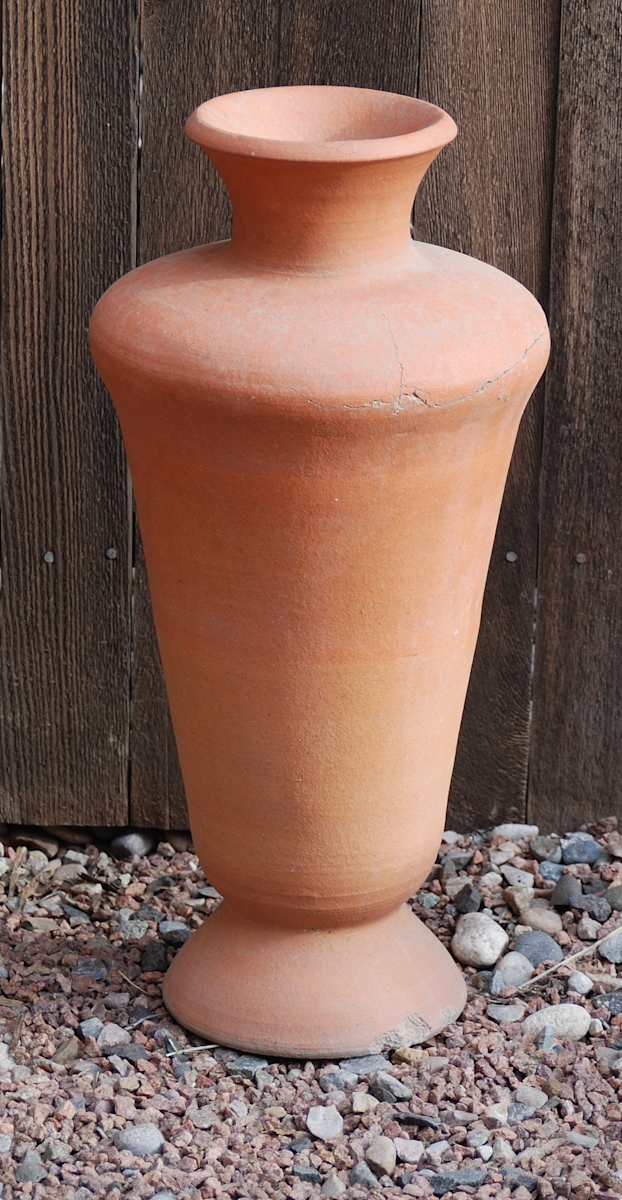 Urn by La Luz Pottery, Image 1.