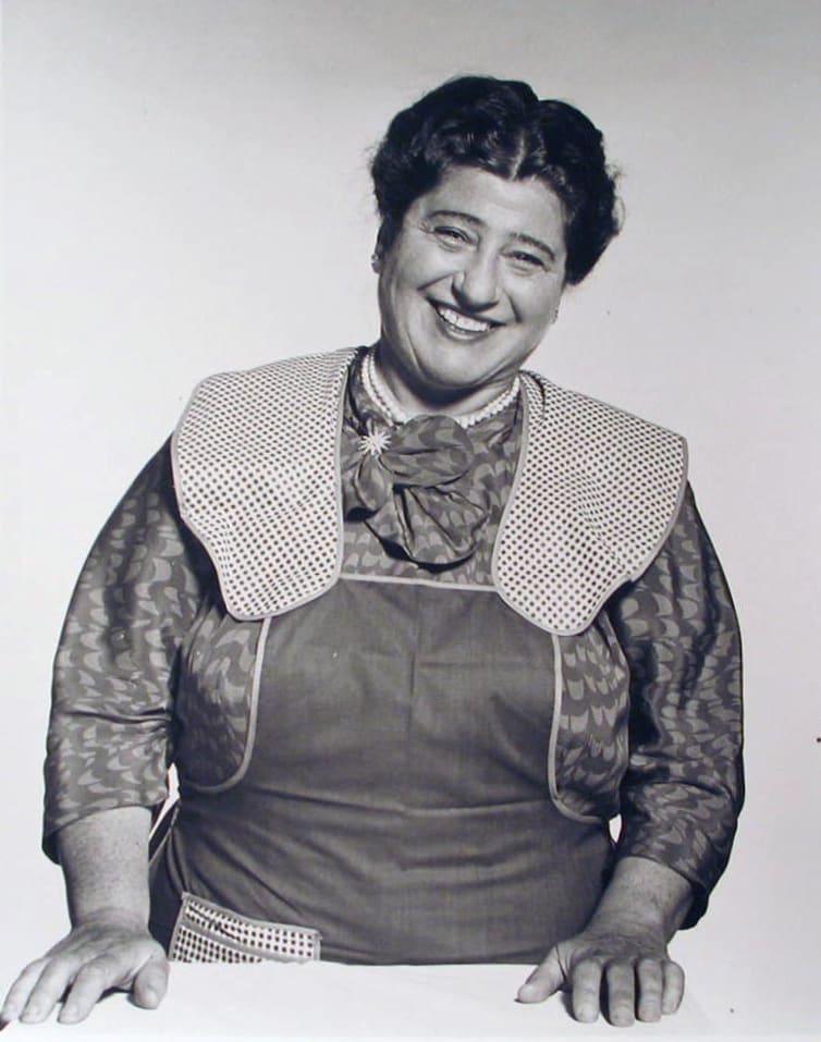 Gertrude Berg by Philippe Halsman, Image 1.