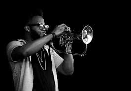 Dwele by Carolyn Grady, Image 3.