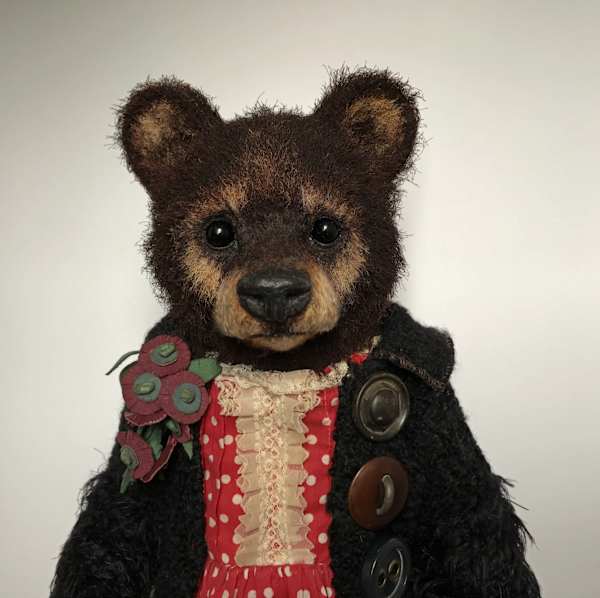 Edna by Annie Montgomerie, Image 2.