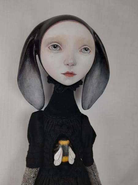Bumble Bee by Zoe Thomas, Image 1.