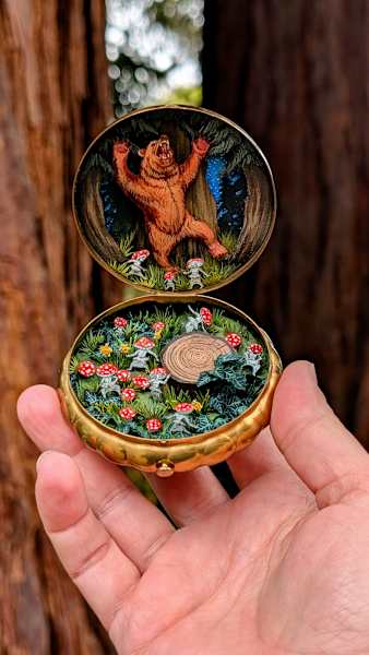 Rumpus by Shannon Taylor, Image 1.