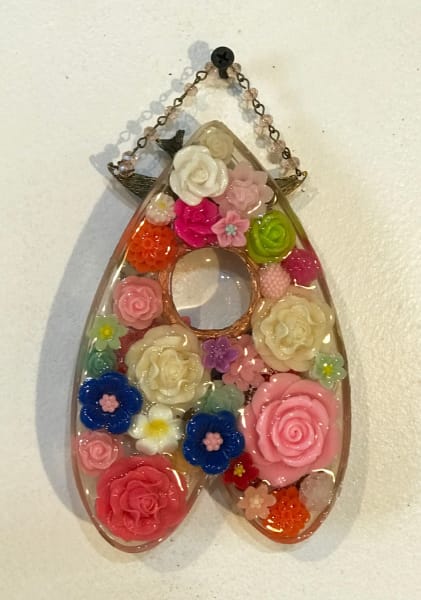 Bumblebee planchette by Kathie Olivas, Image 3.
