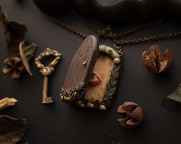 A Capricious Realm by Beatriz Bradaschii, Bea Bastet, Image 1.