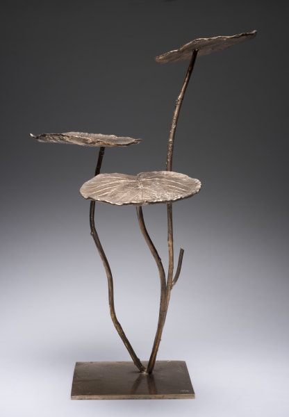 Nénuphars sur branche (Gold) by Clotilde ANCARANI 
