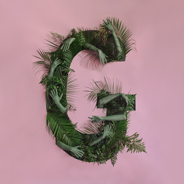 Synesthetic Letters: G 30 x 30 cm, edition image.