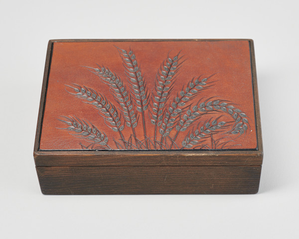 Box with Lid Wheat Design by Bob Tool