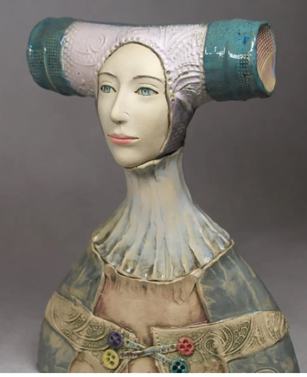 Female Bust by Joanna Jago, Image 2.