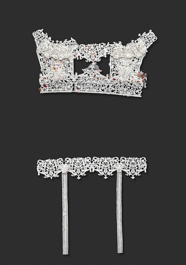 Corset III 3/25 by Ingrid Lauw Peña