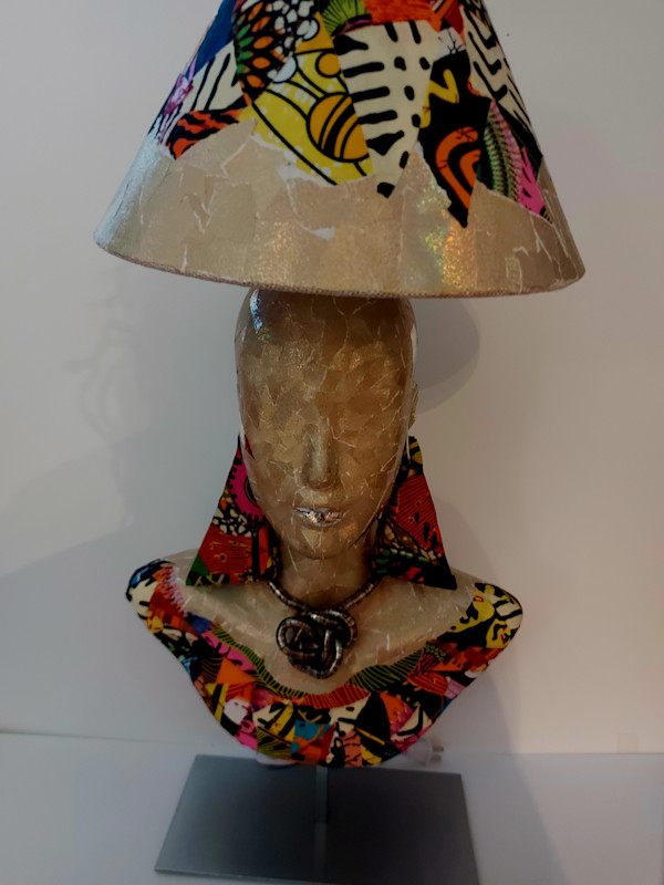 Bust Lamp by Marie Antoinette