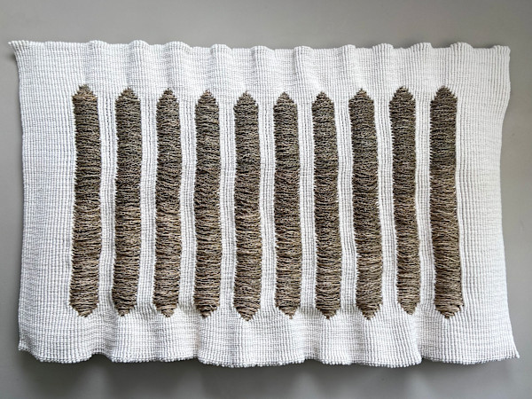 Escucha by Jessica Ozlo