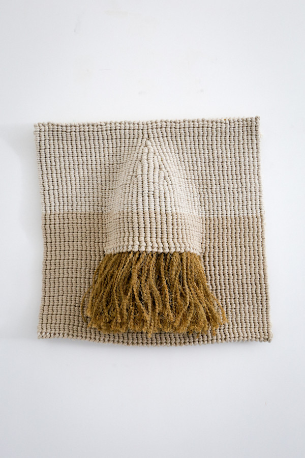 Cuchicheo by Jessica Ozlo