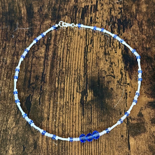 Periwinkle Glass and White Seed Bead Necklace - 18" - STAJ20240034 - C16 by Susi Schuele