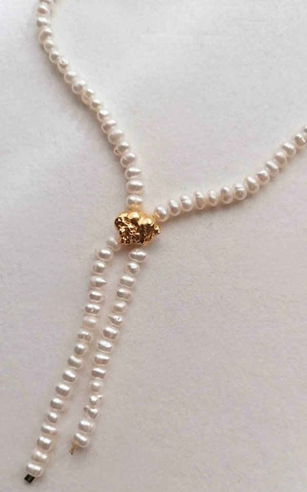 LA ROCHE Pearl V Shape Necklace by Rita GOBIN