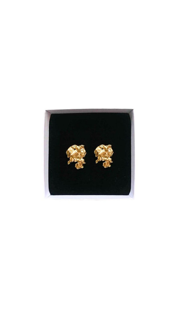 FRAGMENT No.1 Pearl earrings by Rita GOBIN