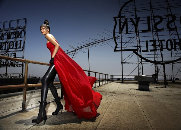 Steve Erle - Rosslyn Hotel rooftop, Los Angeles, Red by Vlada Kova