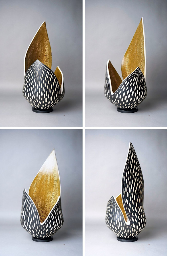 Elegant Bloom #25060 by Lisette Cedeno