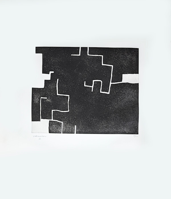 Zeihartu II by Eduardo Chillida