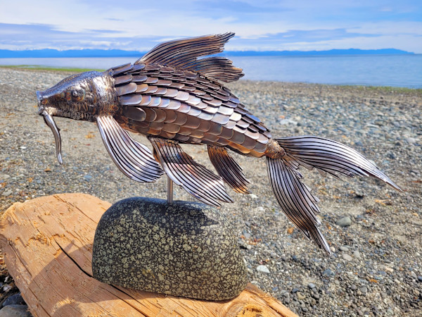 Nishikigo (swimming Jewel) by Ian Lowe