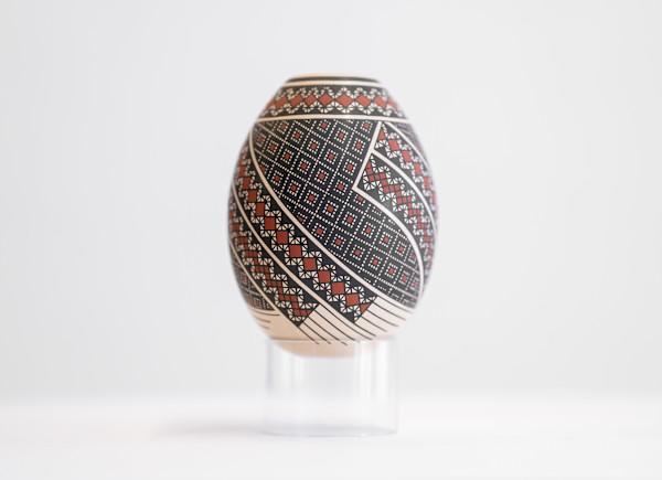 Classic Style Pottery by Tati Ortiz