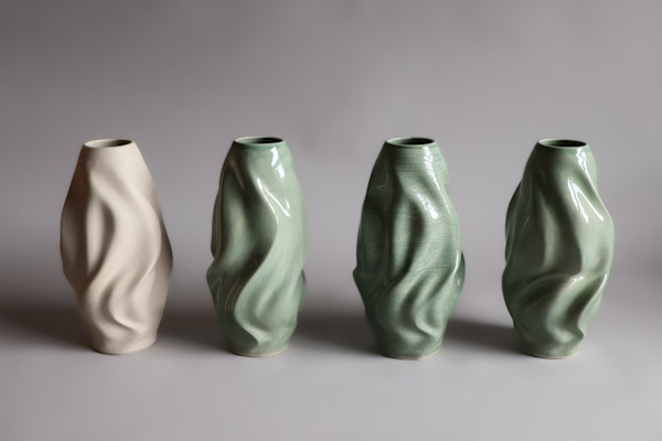 Material Inquiry: Vessel 8x4 by Topher Gent