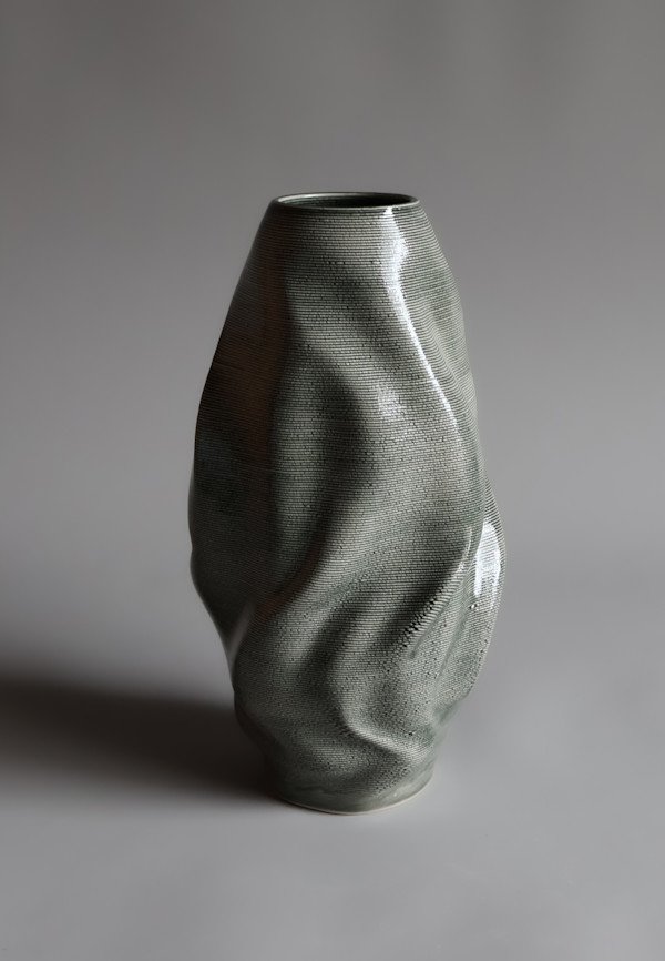 Vessel 8 (smoke) by Topher Gent