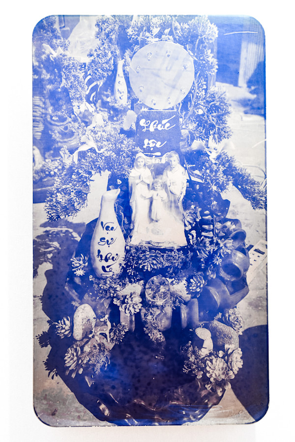 Dach / the Virgin Mary, Saint Joseph, and the Infant Jesus by Thủy Tiên Nguyễn, Image 1.
