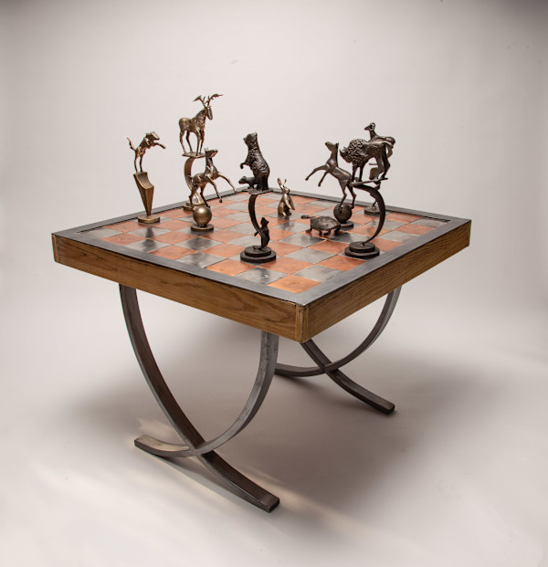 Yellowstone Chess set 32 Bronzes with Carry Box and Board by Tolley Marney