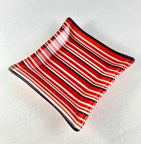4" Deep Dish 3 by Julie Root Sawyer