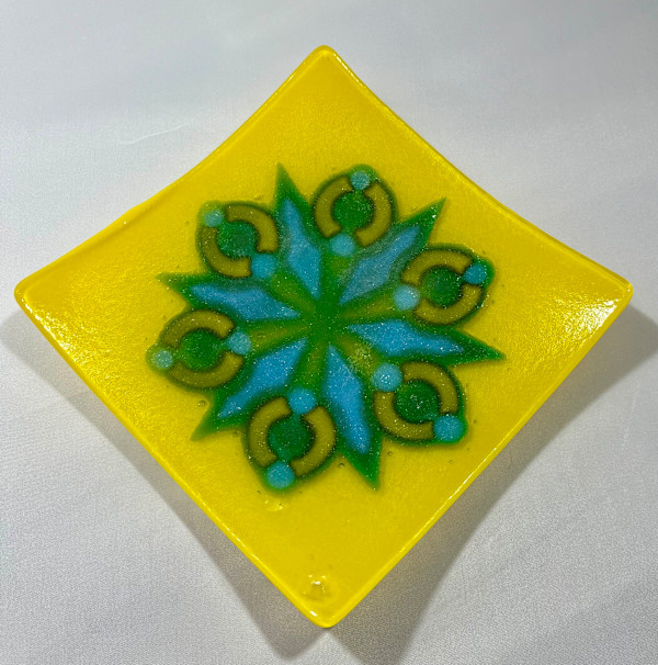 6" Mandala Dish 9 by Julie Root Sawyer