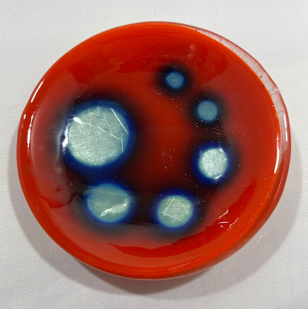 5" shallow dish #4 by Julie Root Sawyer, Image 1.