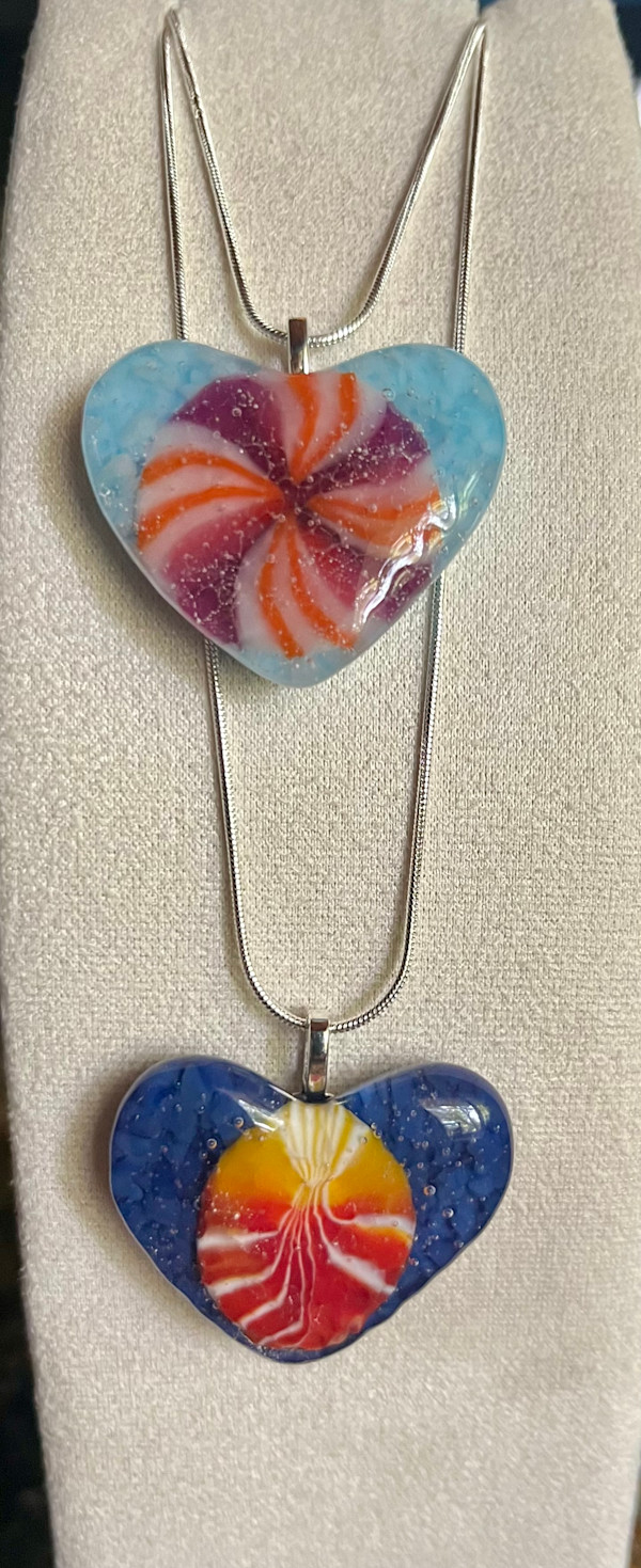 Small heart pendants by Julie Root Sawyer, Image 1.