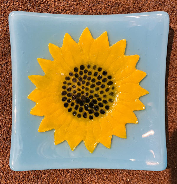 Sunflower mandala dish #2 by Julie Root Sawyer, Image 1.