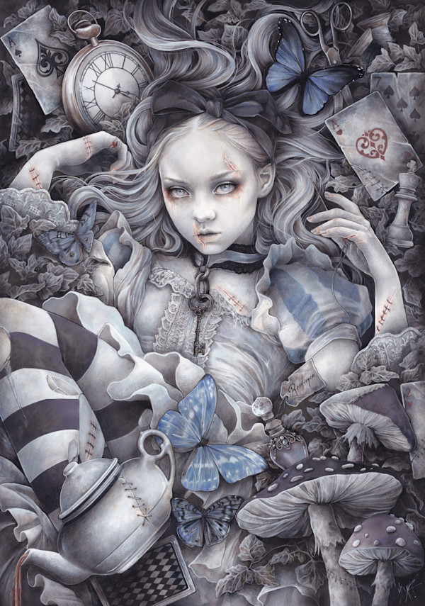 Sutura by Yuriko Shirou