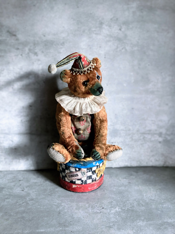 Circus Bear 2 by Aya Sakai