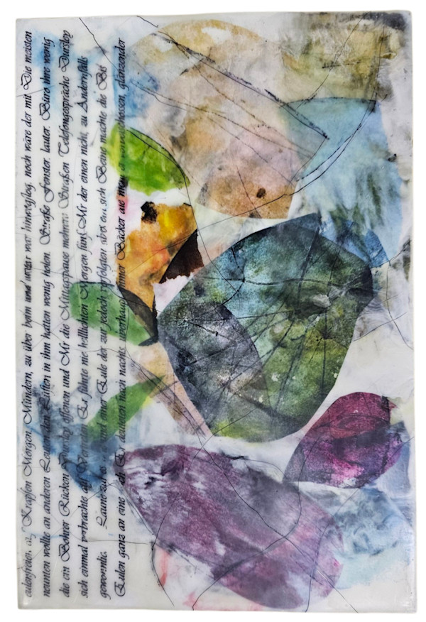 Zwischen Zeilen und Blättern by Katharina Moser