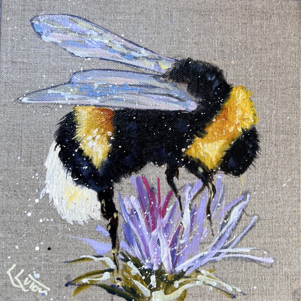 Little bee by Louise Luton
