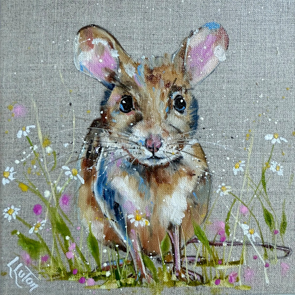Mini Harvest Mouse by Louise Luton